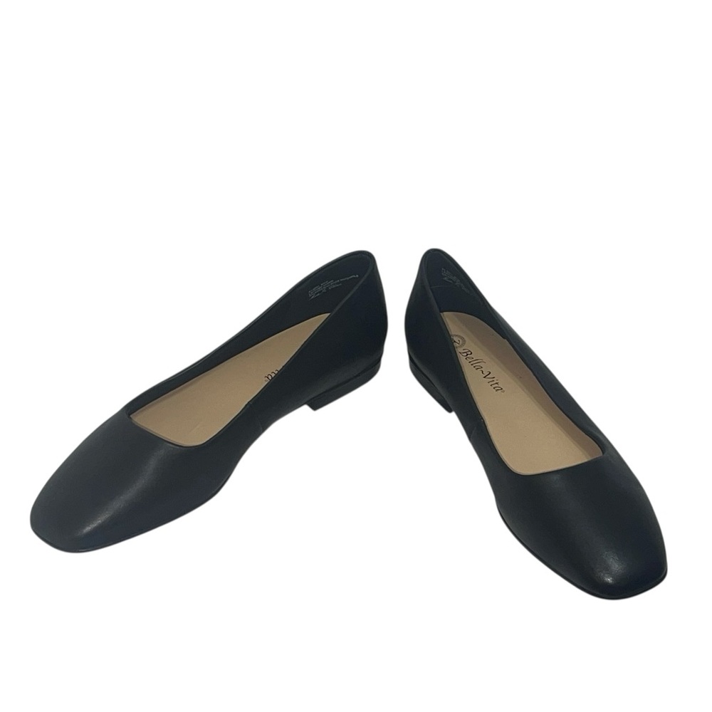 Leather slip on the Kimiko by Bella Vita. Size 9.5 GUC #51-2551 - Picture 6 of 13